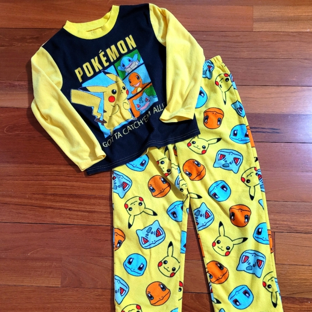 😊 Boy's 2 Piece Fleece Pokemon pajamas  8